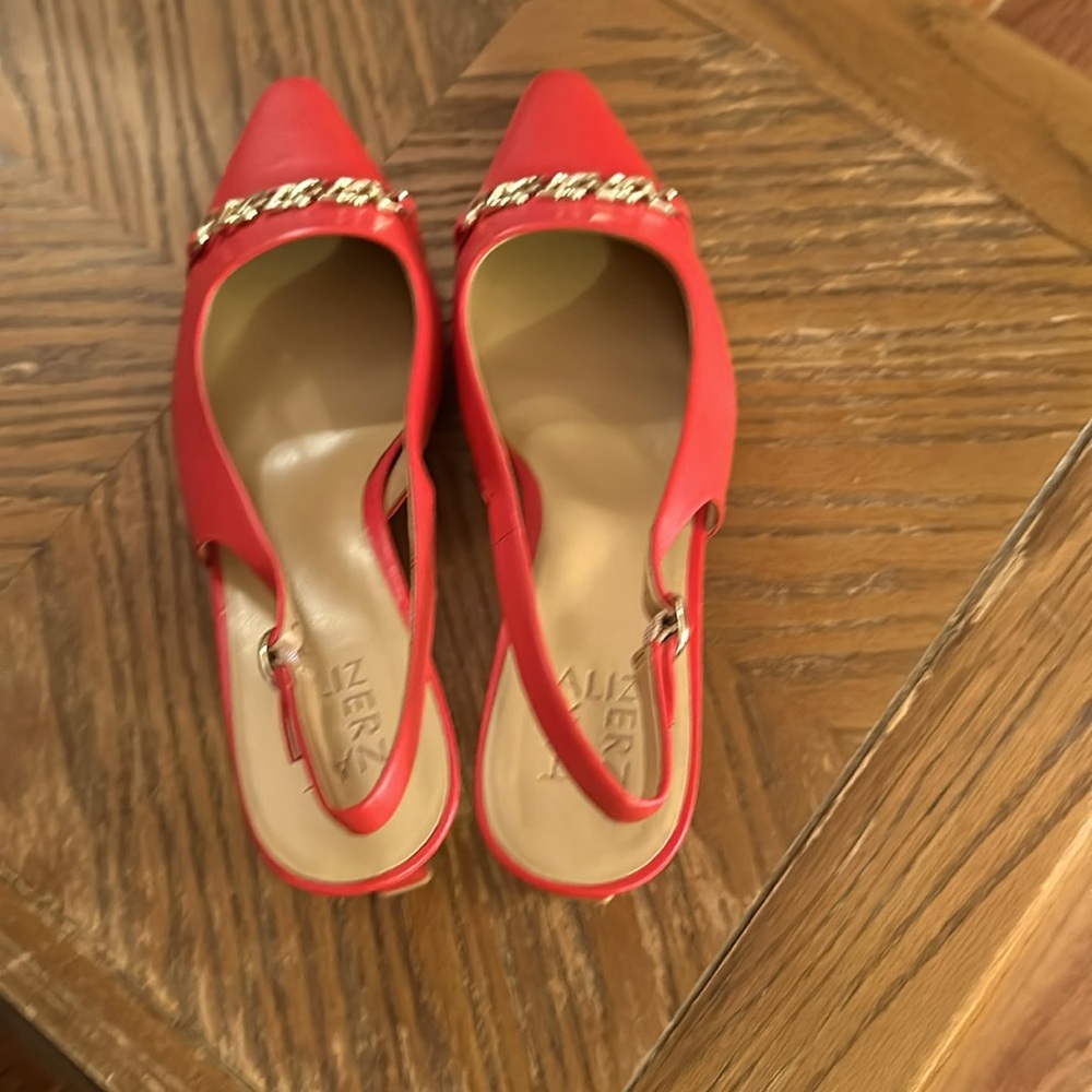 Naturalizer Dovey Slingback Shoes - Brand New/Never Worn!
